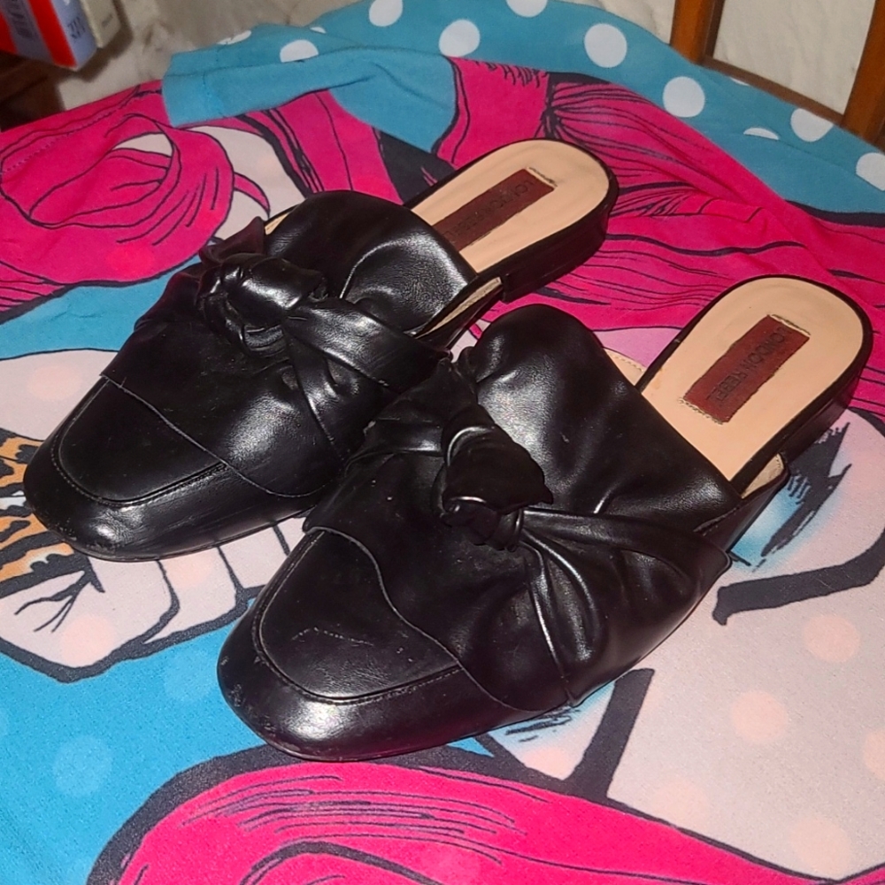 London Rebel Black Leather Mules